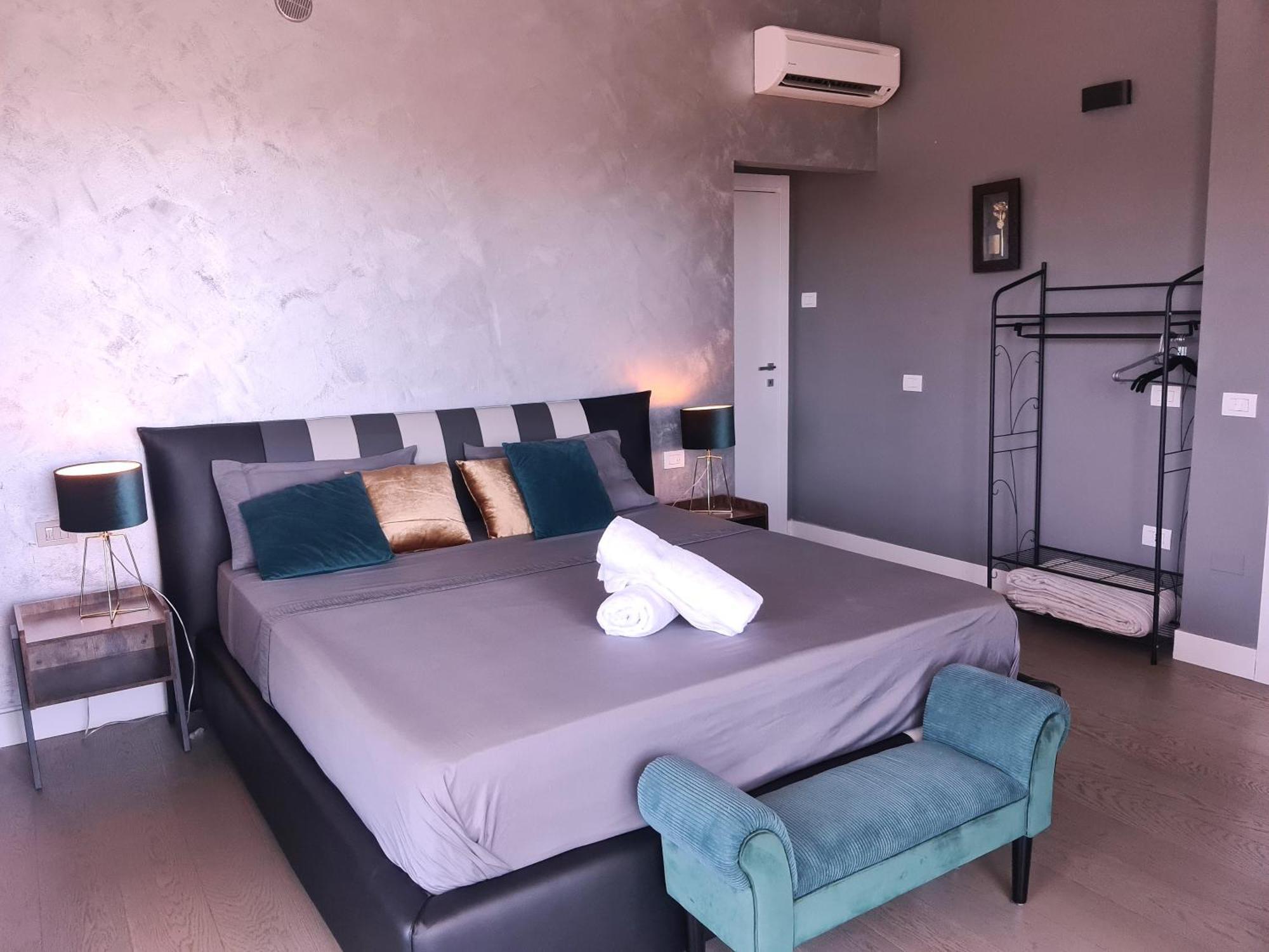 Penthouse genneruxi Hotel Cagliari Exterior foto